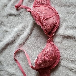 Bright Pink All-over Lace Bra in Size 34A by RealUnderwear in Very Good conditio
